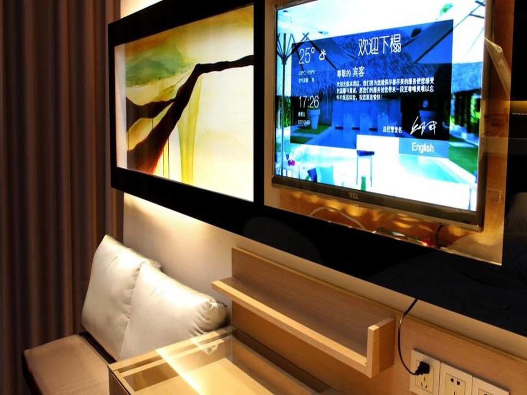 Lavande Hotel Zhuhai Gongbei Port Of Entry Exteriör bild